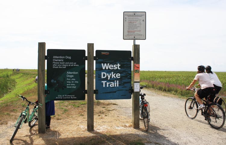 Cycling route near Steveston and the Richmond waterfront