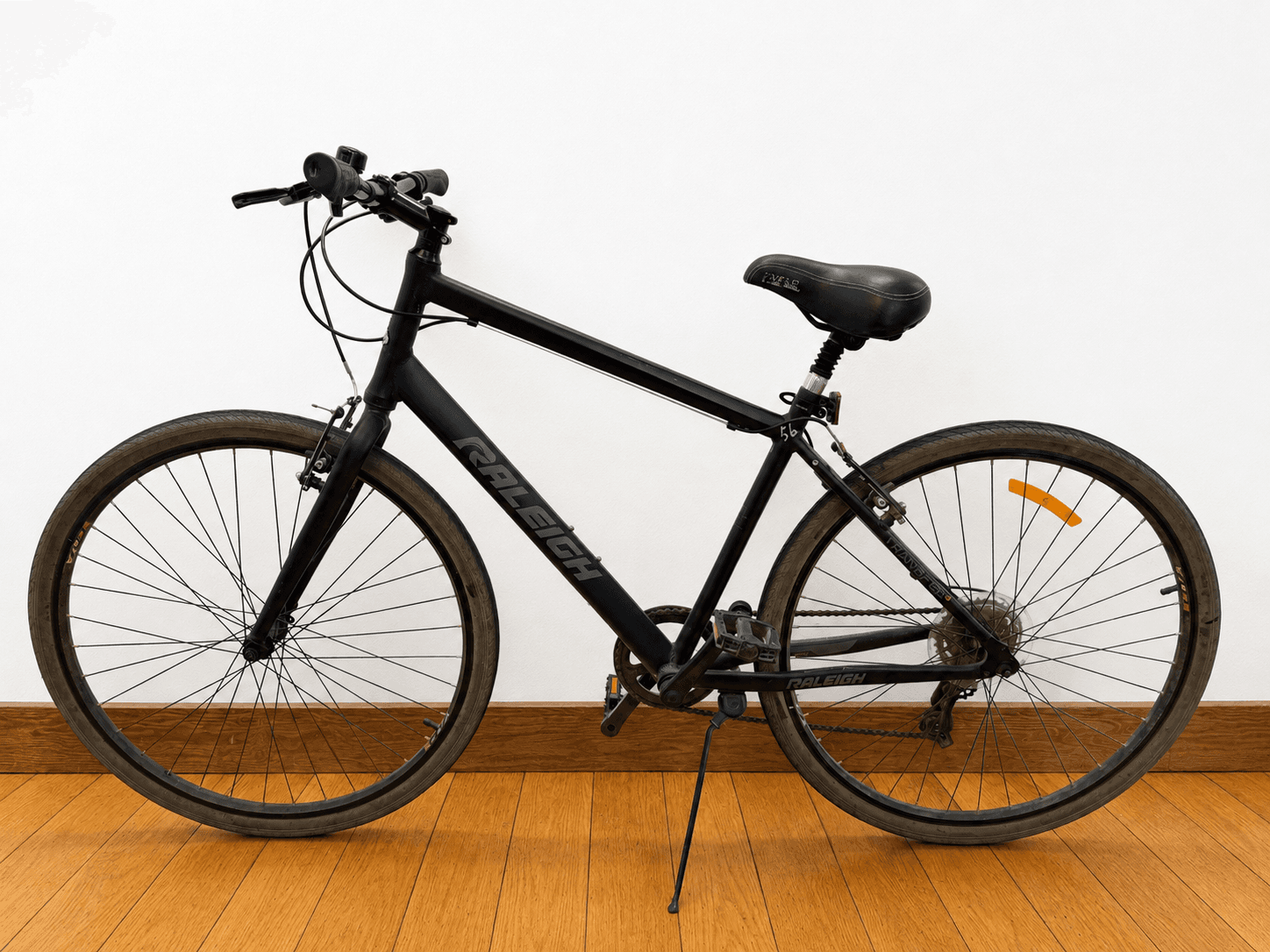 Raleigh-Hybrid-56 bicycle photo
